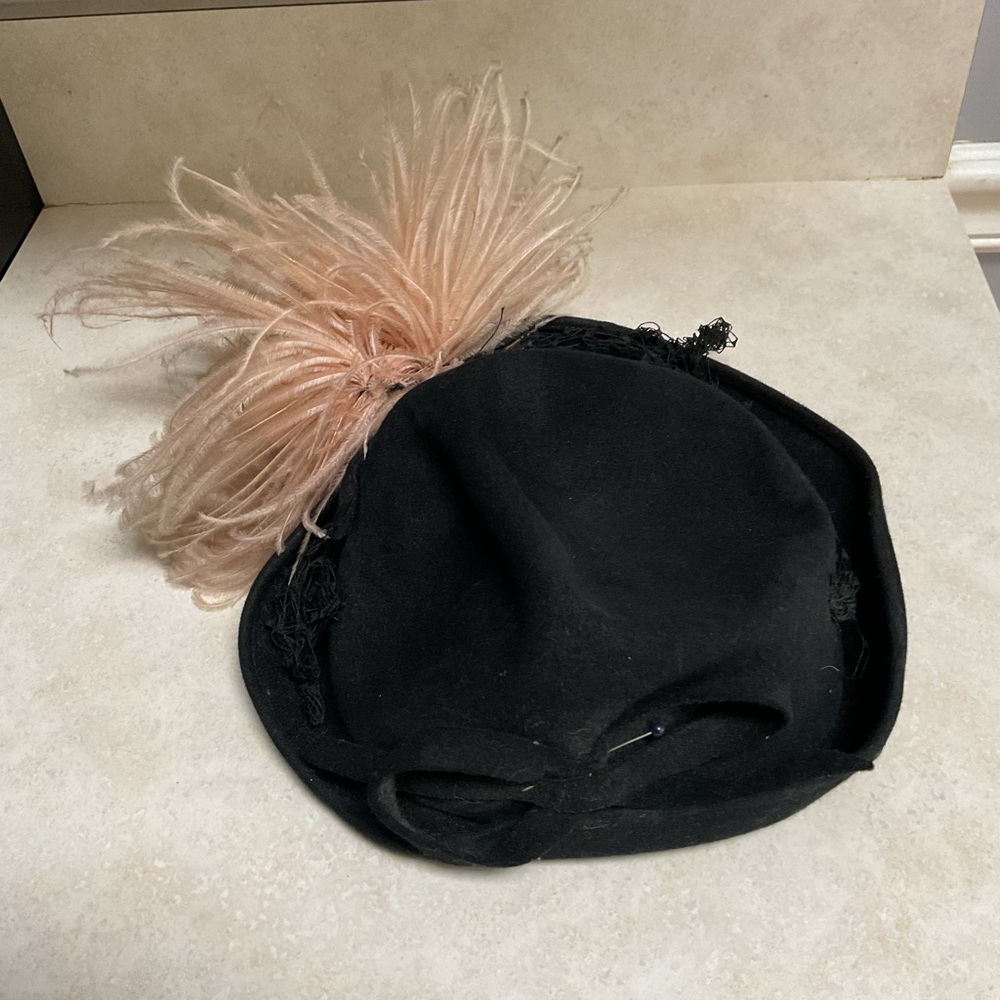 Vintage Hat by Louis Black Felt Hat with Pink Feathers Flapper Fascinator Style